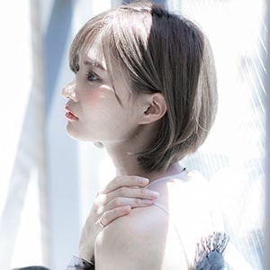 ショートヘアスタイル