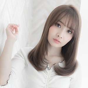 ストレートヘアスタイル